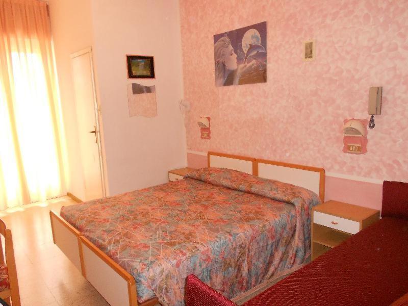 Hotel Vevey Rimini Phòng bức ảnh